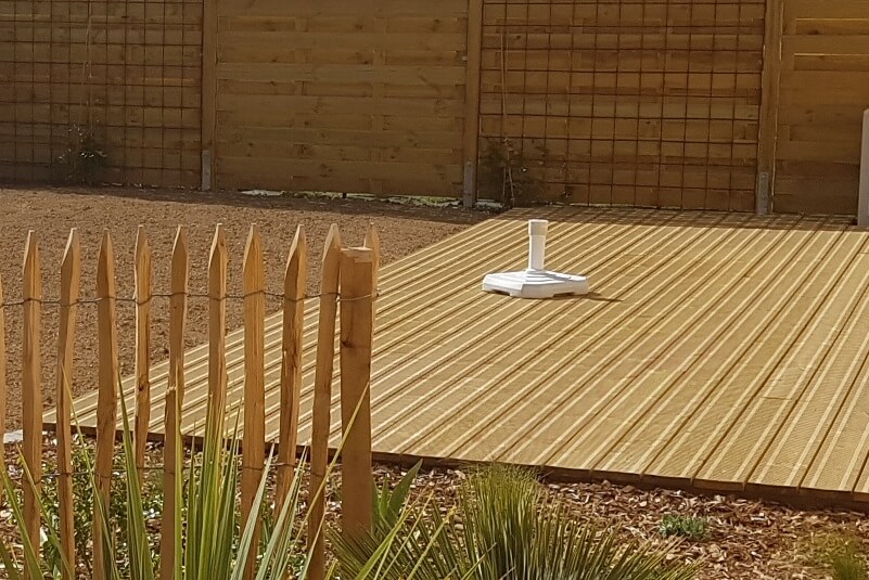 Terrasse réalisée par le paysagiste Rambaud Paysage à Saint Philbert de Bouaine